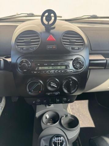VOLKSWAGEN New Beetle 1.9 TDI 105CV Cabrio Lim. Red Edt. rif. 23609639 - Foto 7