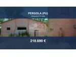 Immobile in asta di 120 m² con più di 5 locali in vendita a Pergola