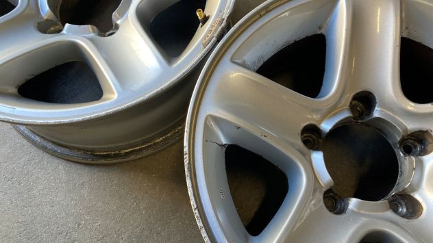 Cerchioni in lega 16 pollici originali Suzuki Gran Vitara del 2005 - Foto 9