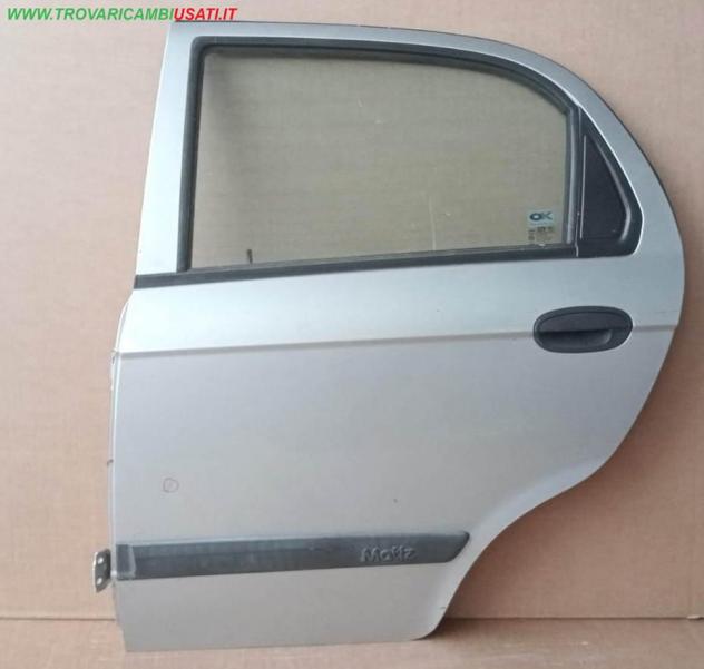 PORTA POST.S. ARGENTO C/ALZ.MAN. E SERR. 999-U65610 Carrozzeria  Lamierati esterni  Porte  Porta post. sx. CHEVROLET - MATIZ - 2005  2010