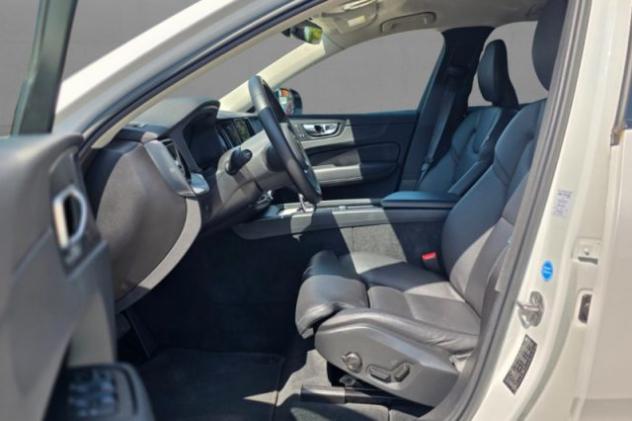 VOLVO XC60 B4 (d) AWD automatico Plus Dark rif. 24049342 - Foto 7