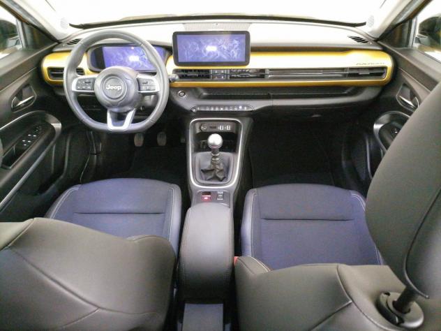 Jeep Avenger 1.2 turbo Summit fwd 100cv - Foto 9