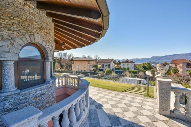 Villa in vendita a Verbania