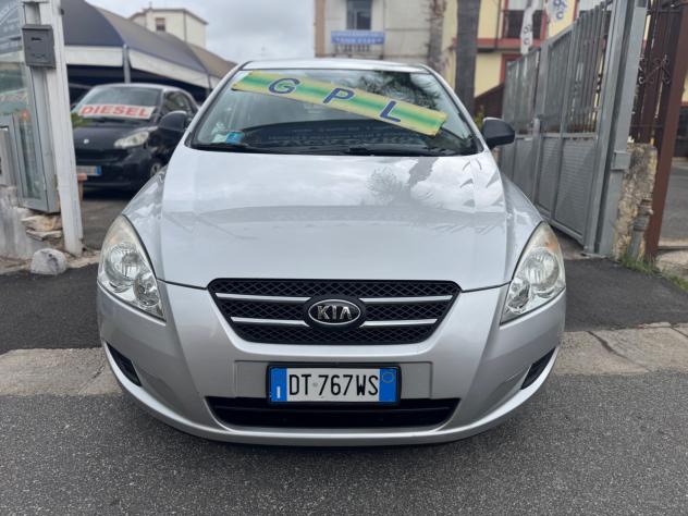 Kia Ceed cee'd 1.4 109CV 5p. EX - Foto 2