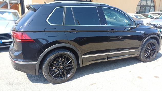 Volkswagen Tiguan 1.6 TDI R-LINE TETTO APRIBILE - Foto 4