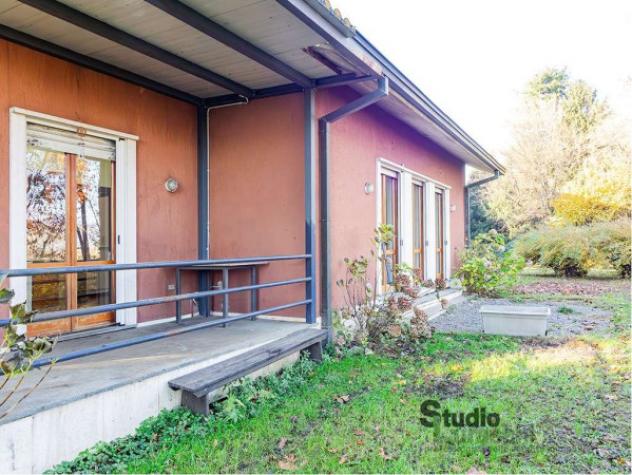 Villa di 260 m² con 5 locali e box auto in vendita a Garbagnate Monastero - Foto 9