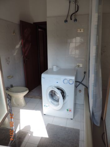 Nicotera Marina – Ampio appartamento 130 m² con terrazza, vicino al mare – 5 pos - Foto 5
