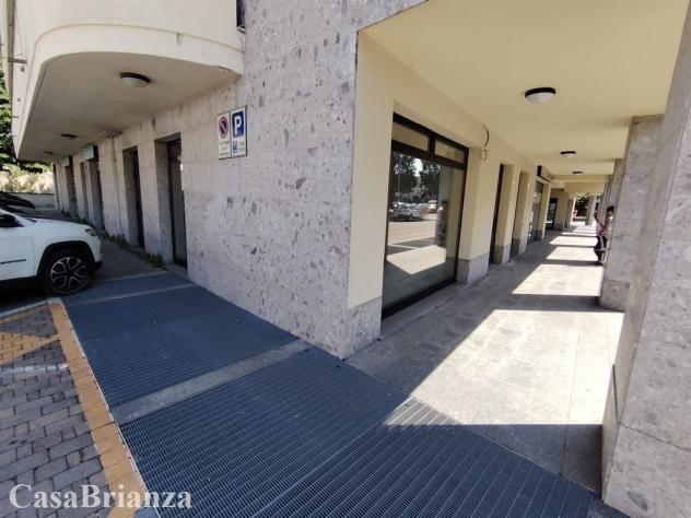 Negozio in centro a Biassono - Foto 3