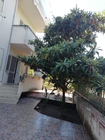 Bilocale con giardino privato