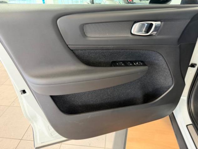 VOLVO XC40 T5 Recharge Plug-in Hybrid R-design rif. 23388687 - Foto 7
