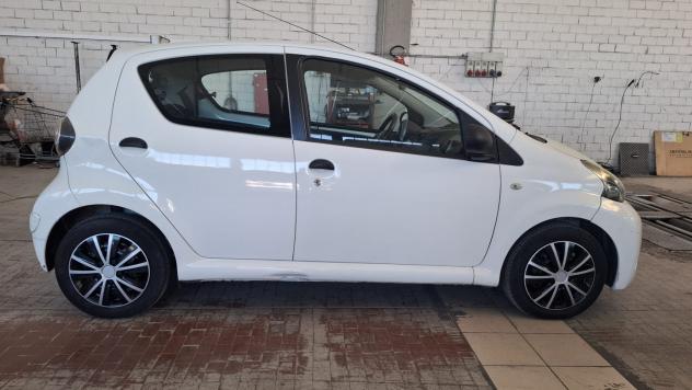 Toyota Aygo 1.0 12V VVT-i 5 porte Active Connect - Foto 4