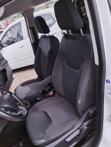 Ford Tourneo Courier 1.5 TDCI 75 CV Sport 94700KM 5/2019 - Foto 10