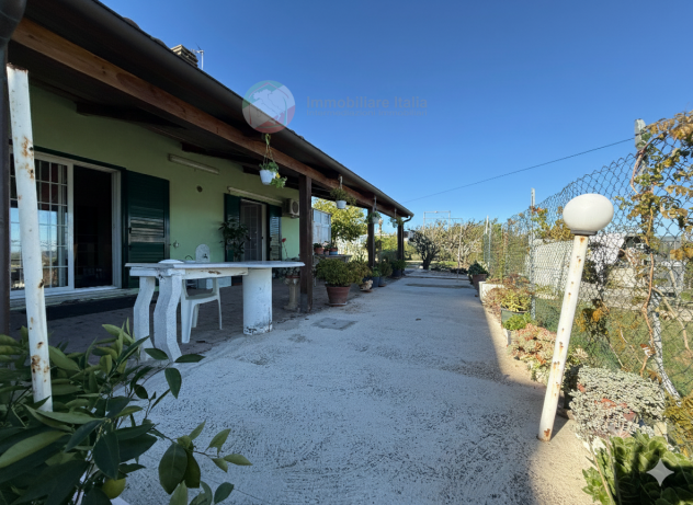 Villa bifamiliare - San Giovanni in Marignano . Rif.: A 106 - Foto 3