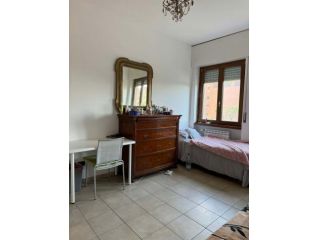 Stanza Doppia con bagno privato - Via Medeghino