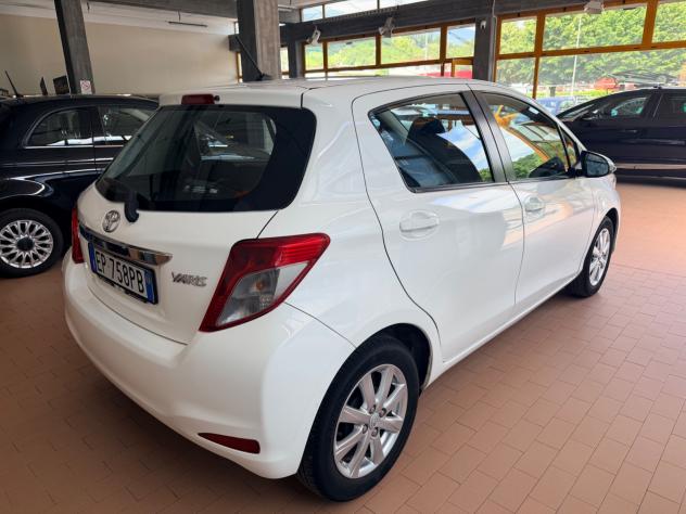 Toyota Yaris 1.0benz 69cv Neopatentati - Foto 3