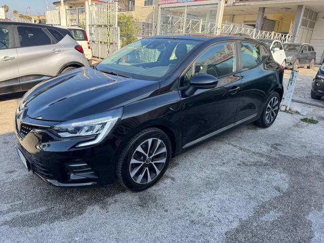 Renault Clio1.5 DCI INTENS FARI FULL LED 2020 - Foto 4