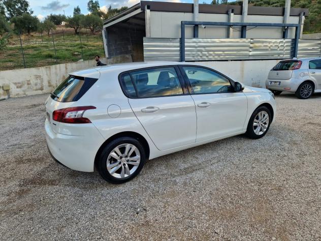Peugeot 308 PureTech Turbo 110 S&S Active - Foto 2