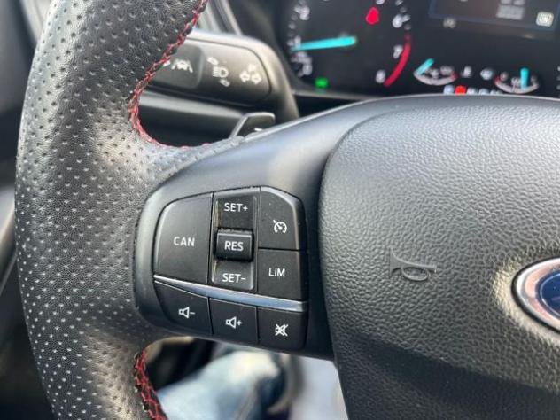 FORD Focus 1.0 EcoBoost Hybrid 155 CV Powershift SW ST-Line rif. 24194150 - Foto 7