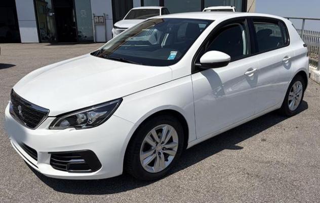 PEUGEOT 308 BlueHDi 100 S&S Active rif. 23940132 - Foto 2