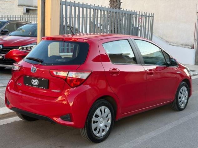 TOYOTA Yaris 1.5 Hybrid Cool rif. 23980738 - Foto 3
