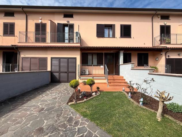 Villetta a schiera in vendita a San Frediano a Settimo - Cascina 176 mq Rif: 1399432