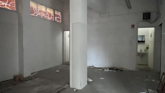 Oltre 3 vetrine in vendita a Ferrara - Foto 10