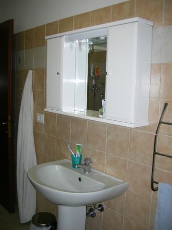 AFFITTASI POSTO IN DOPPIA X STUDENTESSA - APP. N. 1 (UTENZE INCLUSE) - Foto 8