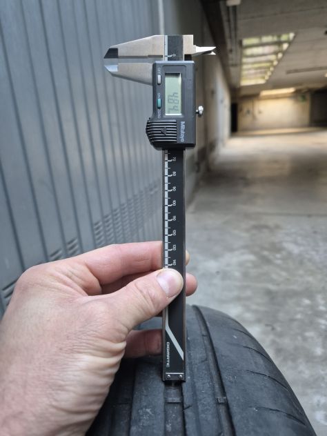 Pneumatici usati 205-55 R17 estivi - Foto 6