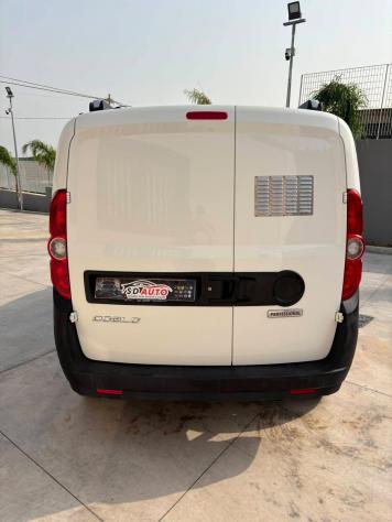 Fiat Doblo Dobl1.6 MTJ 105 Cv E6D modello Lounge ' - Foto 5