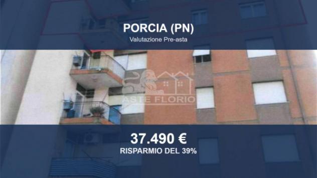 Immobile in asta di 85 m², box auto in vendita a Porcia
