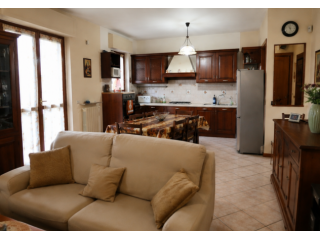 TRILOCALE AMPIO CORSO REGINA MARGHERITA