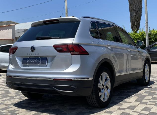 Volkswagen Tiguan Life 2.0 TDI 122CV Tetto - Foto 4
