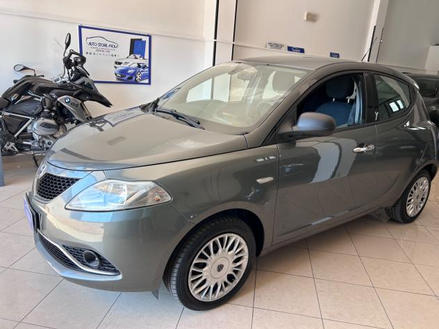 Lancia Ypsilon 1.2 69 CV 5 porte Gold - Foto 5