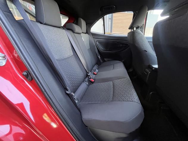 Toyota Yaris Cross 1.5H (116 CV) E-CVT Trend + Comfort Pack - Foto 9