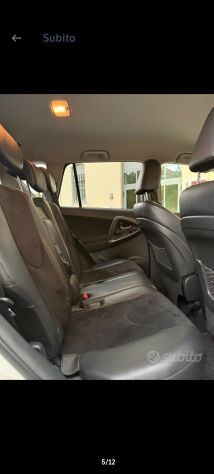 Bellissima Toyota RAV4 anno 2012 - Foto 5