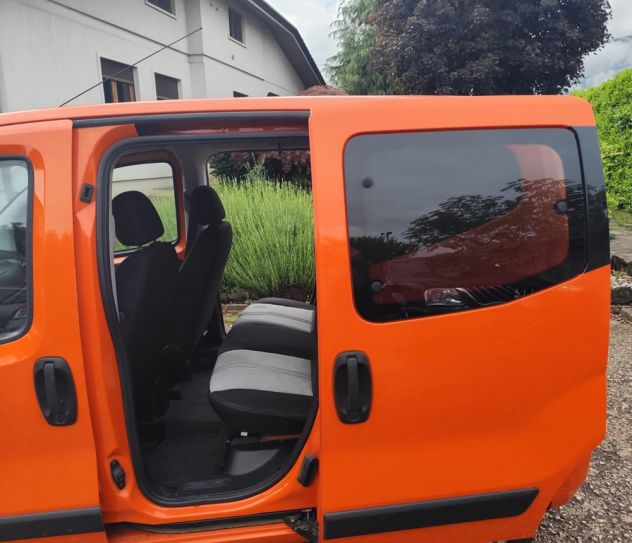 FIAT QUBO 1.4 BENZINA-METANO - 5 POSTI - Foto 7