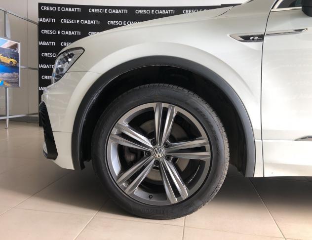 Volkswagen Tiguan 2.0 BiTDI DSG 4MOTION Executive R-Line BMT - Foto 7