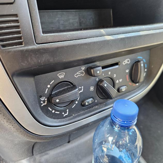 Citroen C3 1.1 benzina e metano SOLO COMMERCIANTI - Foto 8