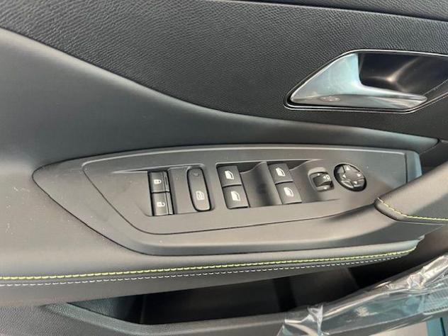 PEUGEOT 308 Hybrid 145 e-DCS6 GT nuova da imm. rif. 24181969 - Foto 7
