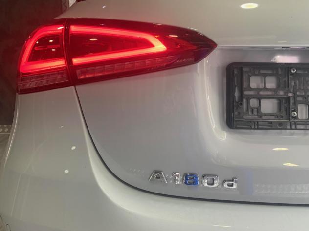 Mercedes-benz A 180 d Automatic 4p. AMG*LUCI AMBIENTE*AZIENDALI - Foto 7