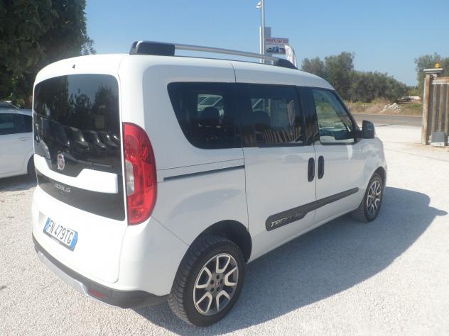 Fiat Doblo trekking 5 posti autovettura - Foto 4