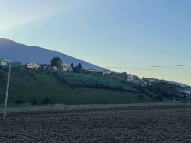 Immobile in asta di 348 m² con più di 5 locali e box auto in vendita a Civitella del Tronto - Foto 9
