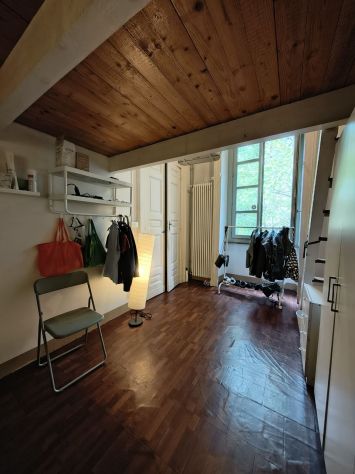 STANZA IN AFFITTO – 400 € TUTTO COMPRESO | PORTA NUOVA – SOLO DONNE - Foto 2