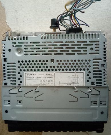 Sintolettore CD Sony CDX-L420V non funzionante 45W x 4. - Foto 3