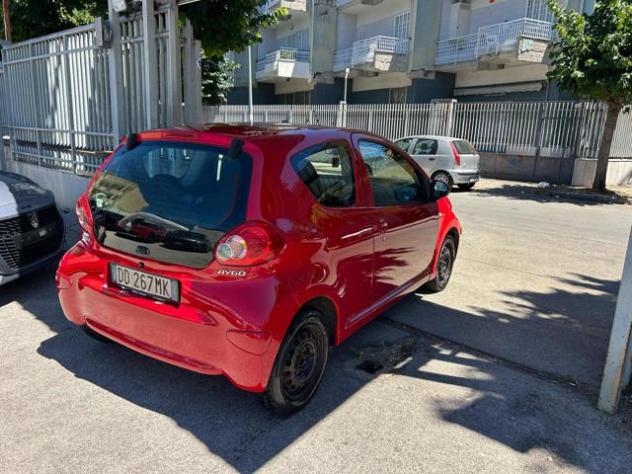 TOYOTA Aygo 1.4 turbodiesel 3 porte Sol rif. 23903044 - Foto 6