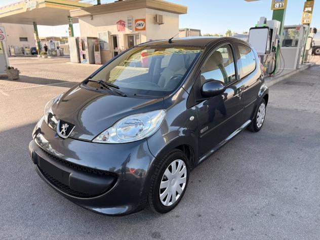 Peugeot 107 1.0 68CV 5p. Sweet Years - Foto 3