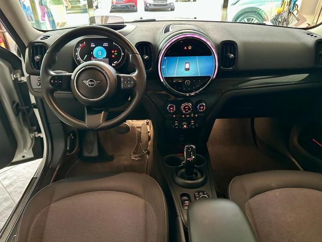 MINI COOPER D COUNTRYMAN 2.0d ESSENTIAL 150cv - Foto 10
