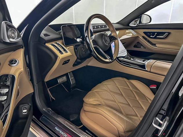Mercedes-Benz Maybach Classe S Maybach S 680 Limited Edition VIRGIL ABLOH 1 DI 150 4Matic - Foto 10