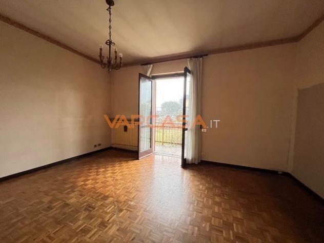 Casa indipendente con ampi spazi e giardino – Zona residenziale di Lurano - Foto 12