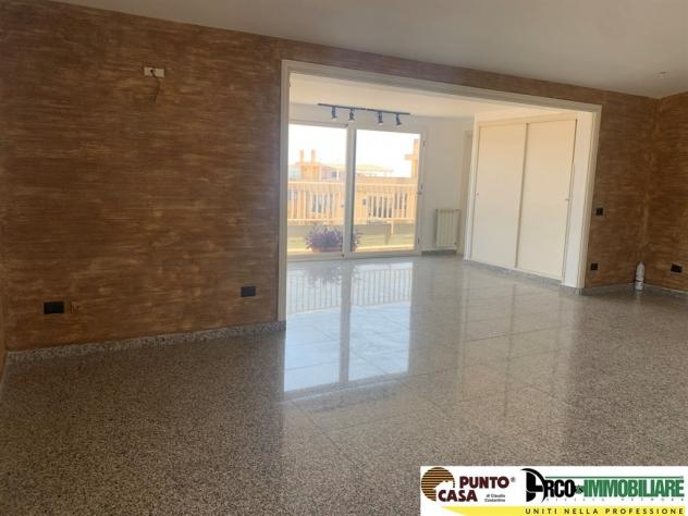 Proponiamo in affitto – Attico vista mare in Via Federico Ferrari Orsi - Foto 12